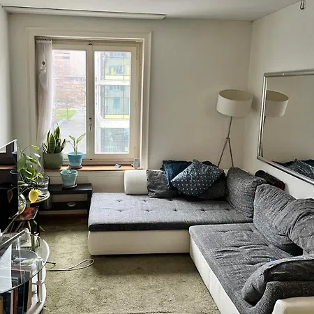 5 Mins From Stadion Letzigrund Appartement *